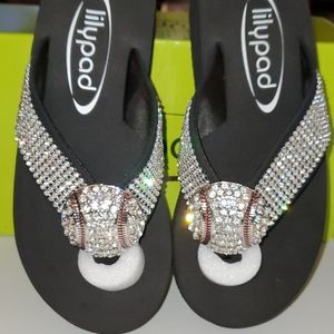Lilypad Wedge FlipFlop Size 6 Rhinestone Baseball